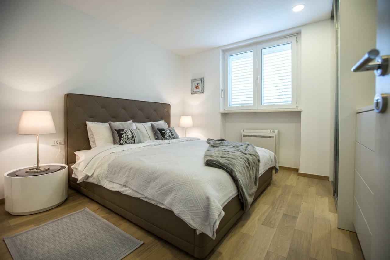 Spacious Modern Apartment Close To The Beach ドゥブロブニク エクステリア 写真